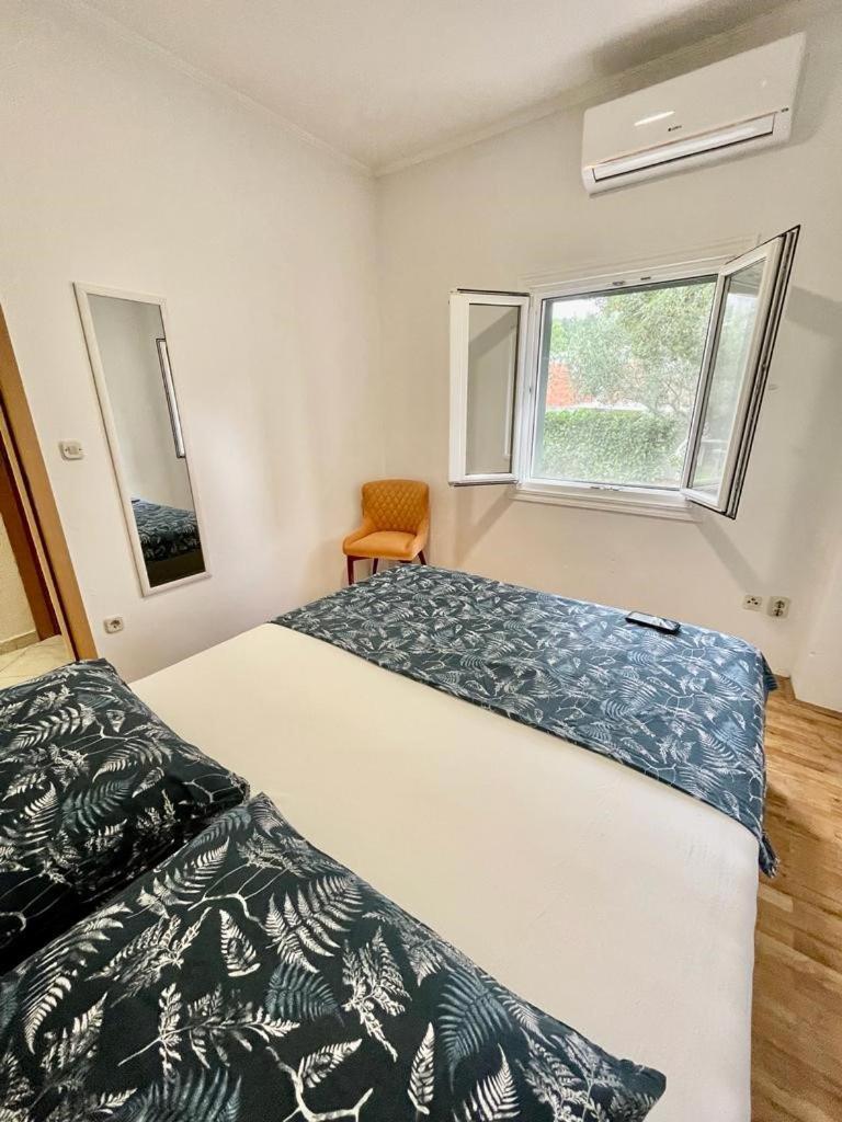 Vacation House Lavanda New! Heated Pool Zadvarje Exterior photo